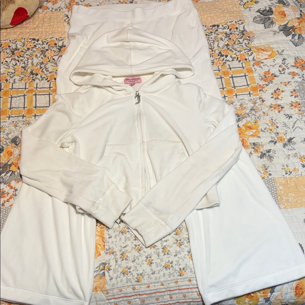 Juicy Couture Cream Hoodie and Pants Ensemble